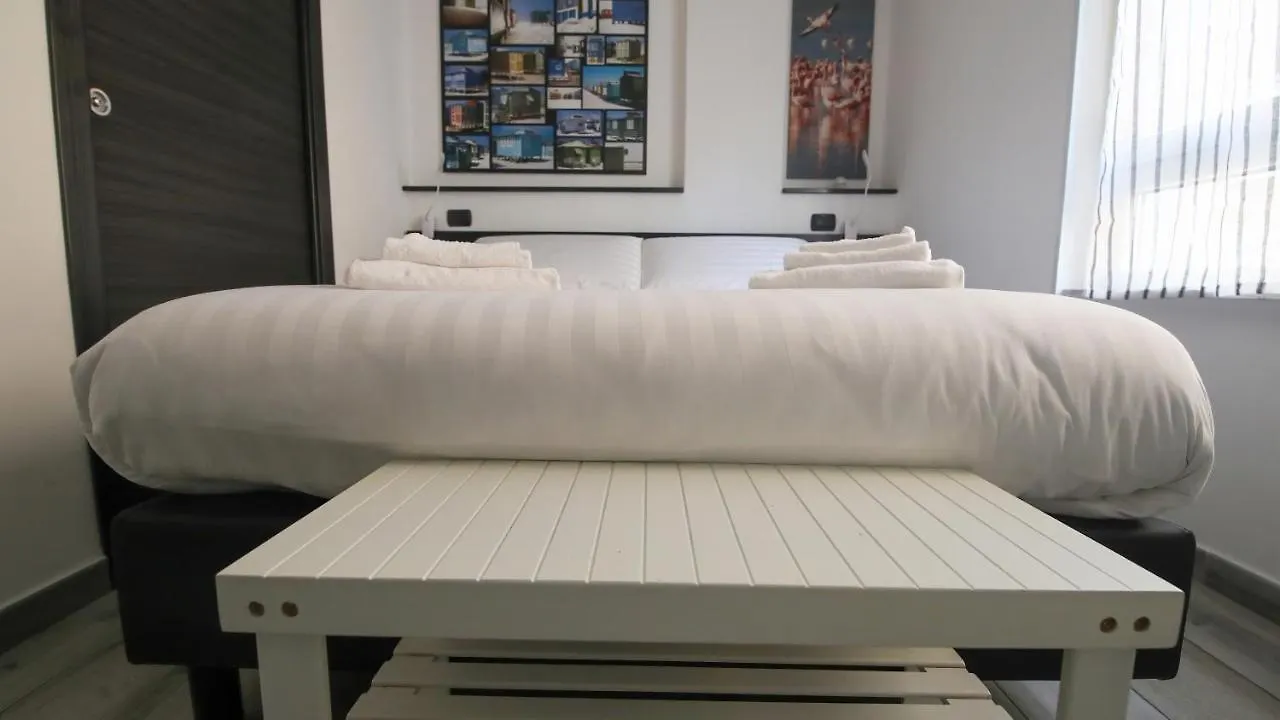 Italianway - Easy Cagliari Otel